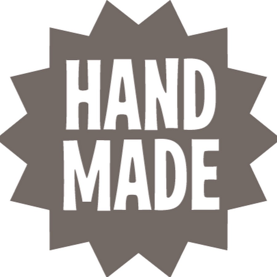 Handmade ютуб. ханд мей. Hand made этикетка для печати. подарочная коробка на деревянном фоне. логотип hand made для фотошопа.