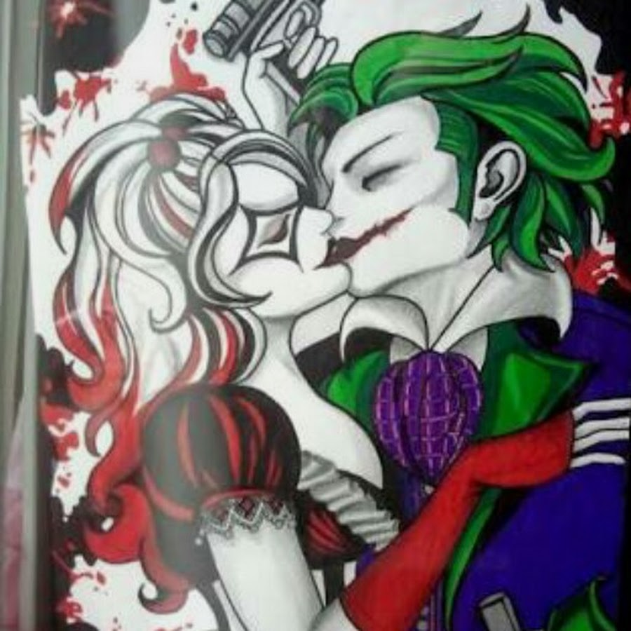 Джокер и Ромео целуется