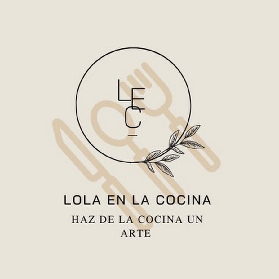 Lola En La Cocina - YouTube