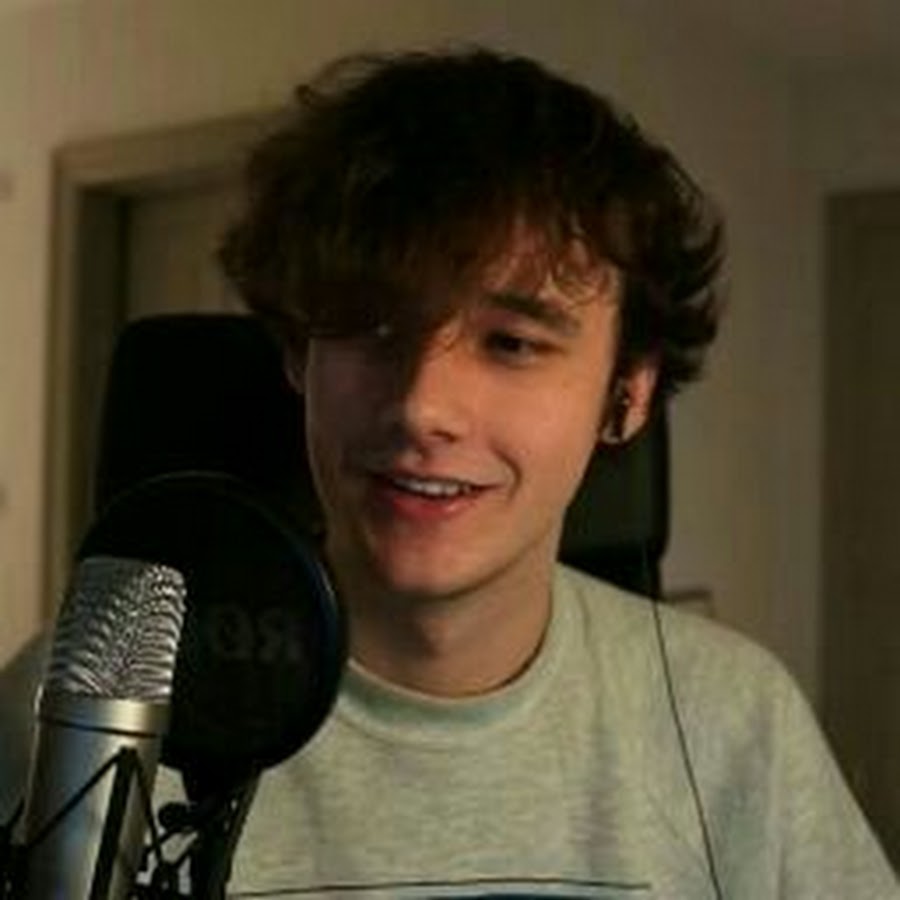 мальчик на фоне англии. A british boy. ребенок с британским флагом. A british boy. A british boy.