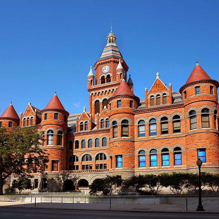 Old museum. Dallas County Courthouse (Texas).