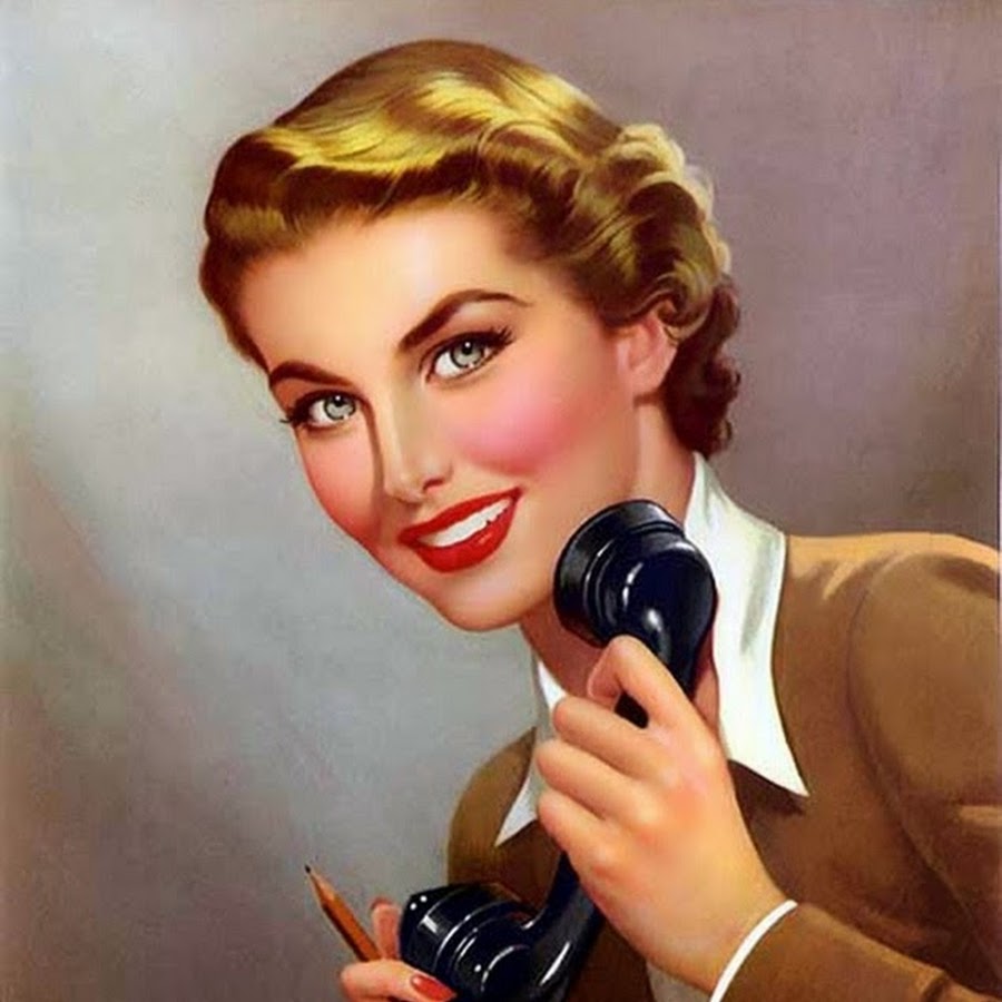 Женщина с трубкой телефона