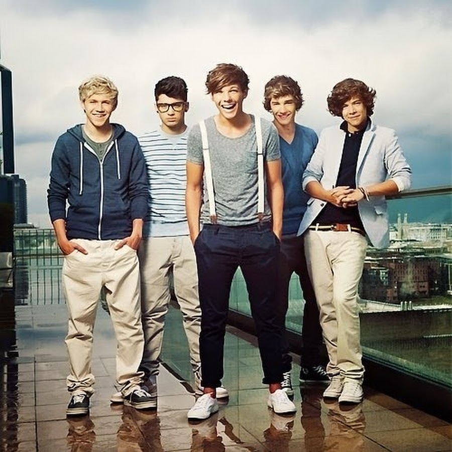 Фот оне. Найл Ван дирекшен. Группа one Direction имена. One Direction 2012.