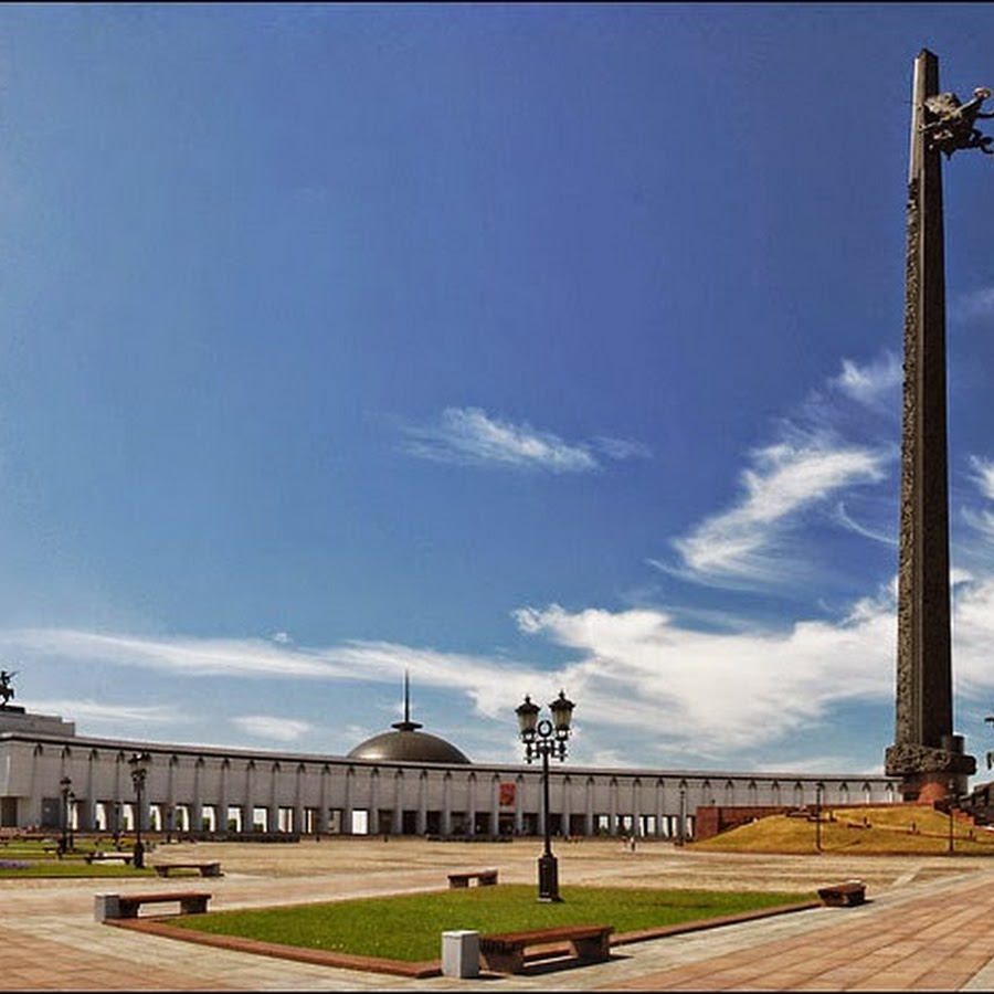 Поклонная гора открыт