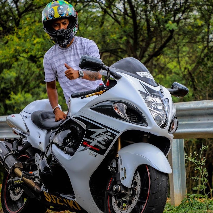 RB MotoVlogs @rbmotovlogs