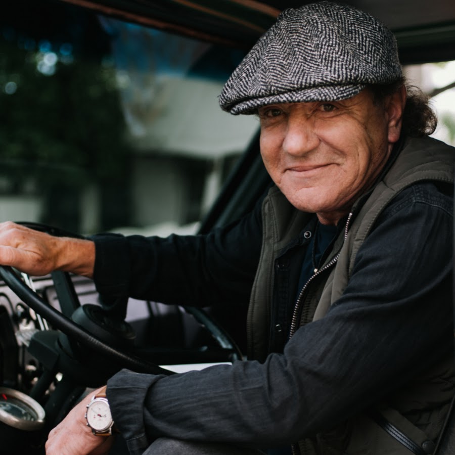 Брайан Джонсон. Brian Johnson. Брайан Джонсон миллионер. Брайан Джонсон фото.