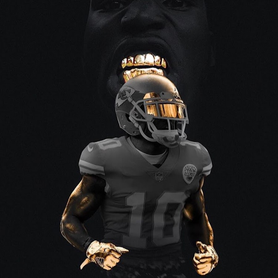 Tyreek Hill @TyreekHill