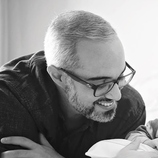 UCpLR-q8rFLe_rEAXf4PRxRg