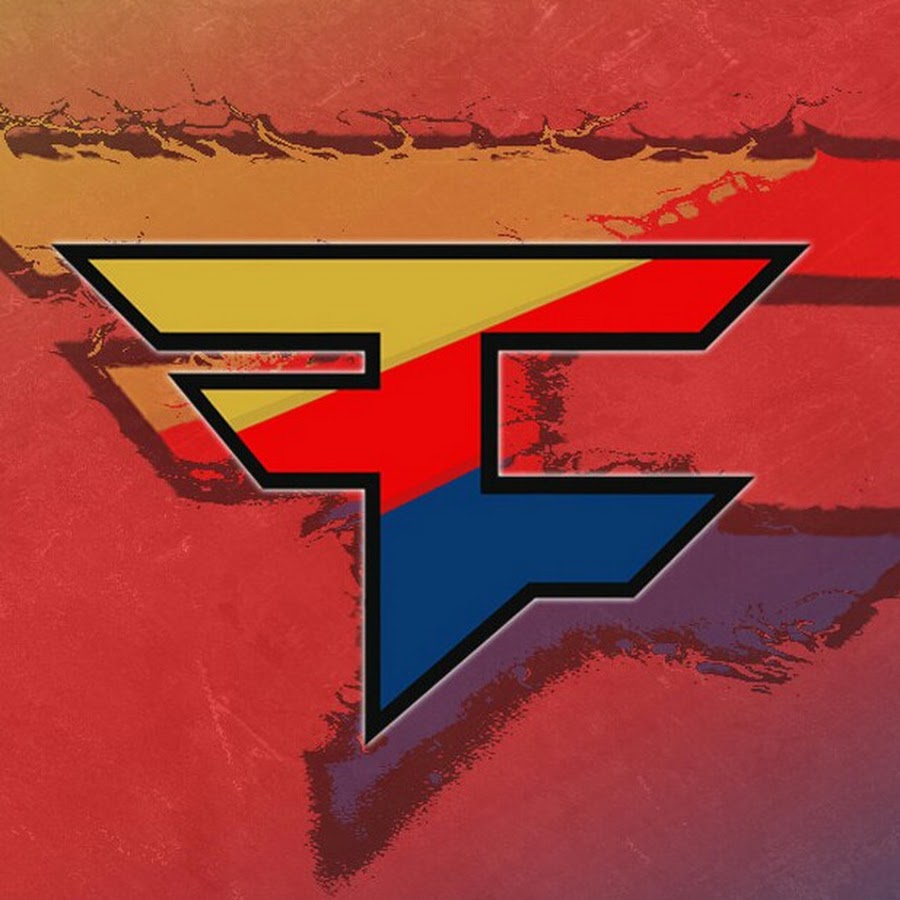 Наклейки faze clan 2022. Наклейка FAZE. FAZE Clan Sticker. FAZE Rug. Как выглядит калаш сланец с наклейками FAZE Clan.