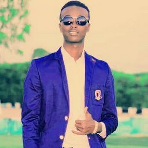 influencer profile picture