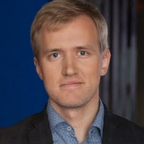 influencer profile picture