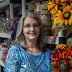 logo Crafty Creations Wreath Shop