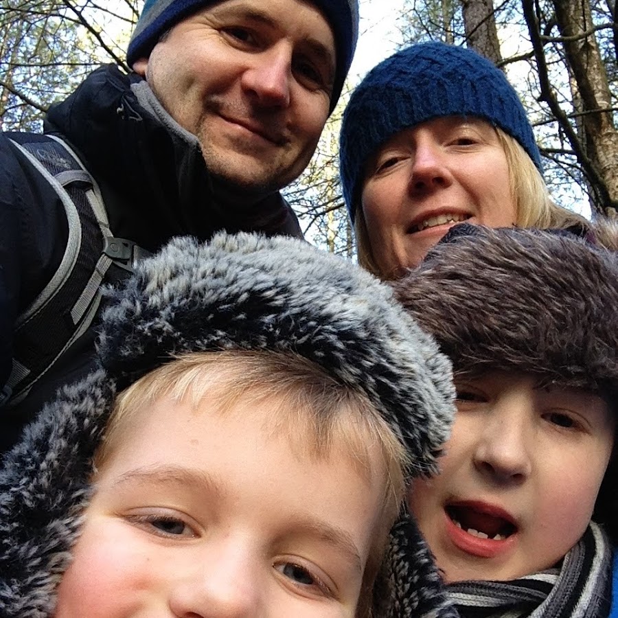 Don't Let Me Cross Over Chords by The Chapmans