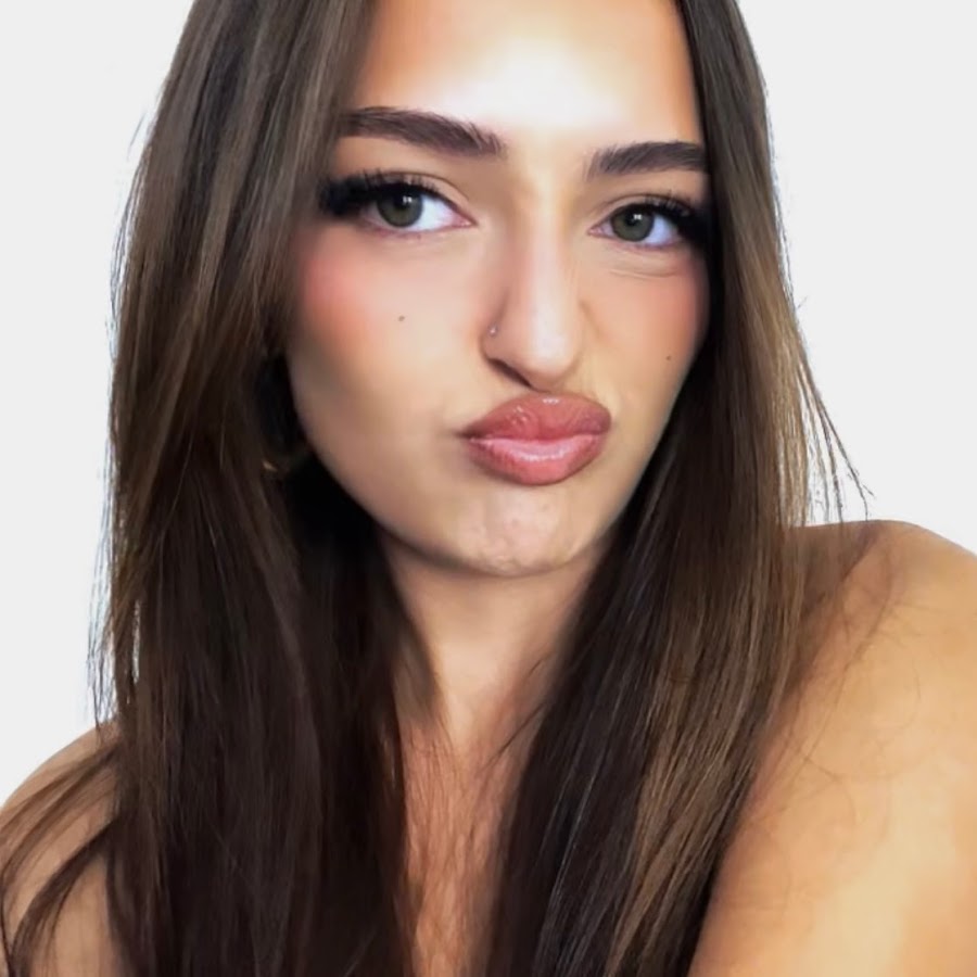 Amy Menzies @amy_menzies