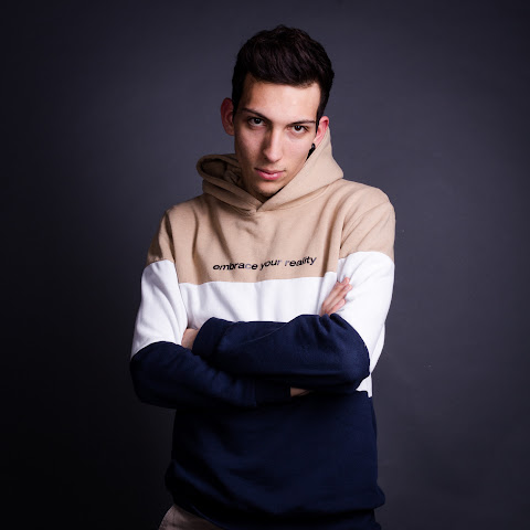 influencer profile picture