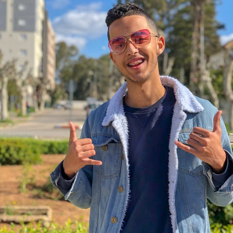 influencer profile picture