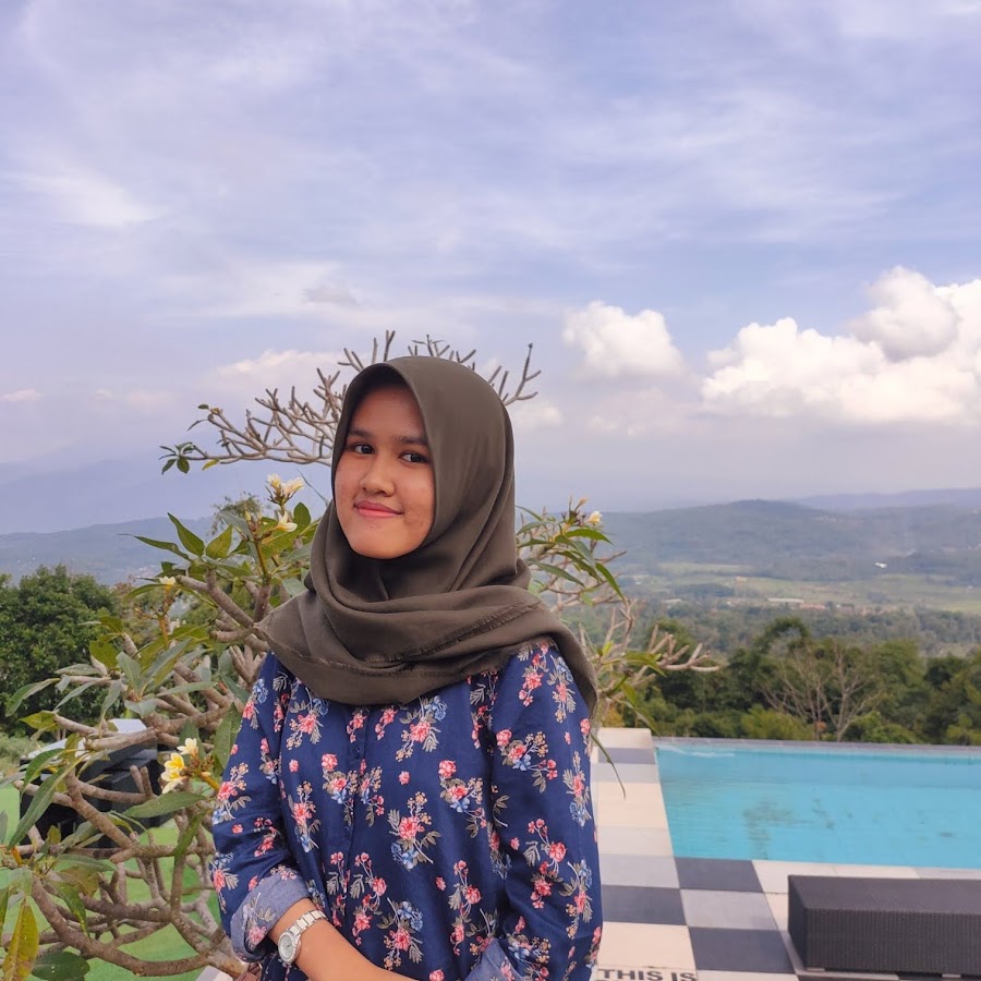 Annisa M Fitria Youtube