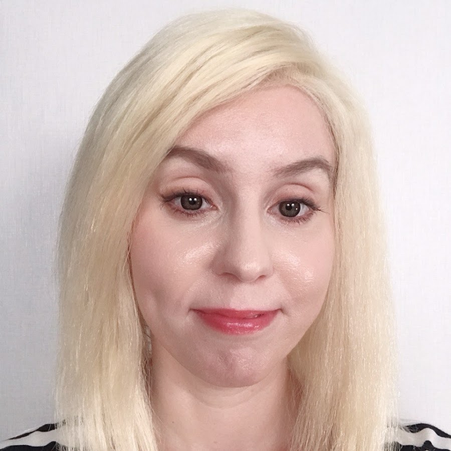 influencer profile picture