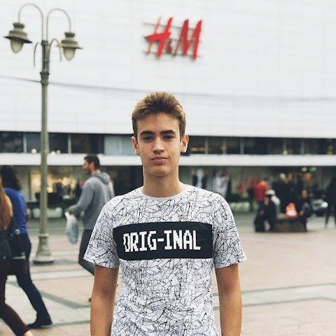 influencer profile picture
