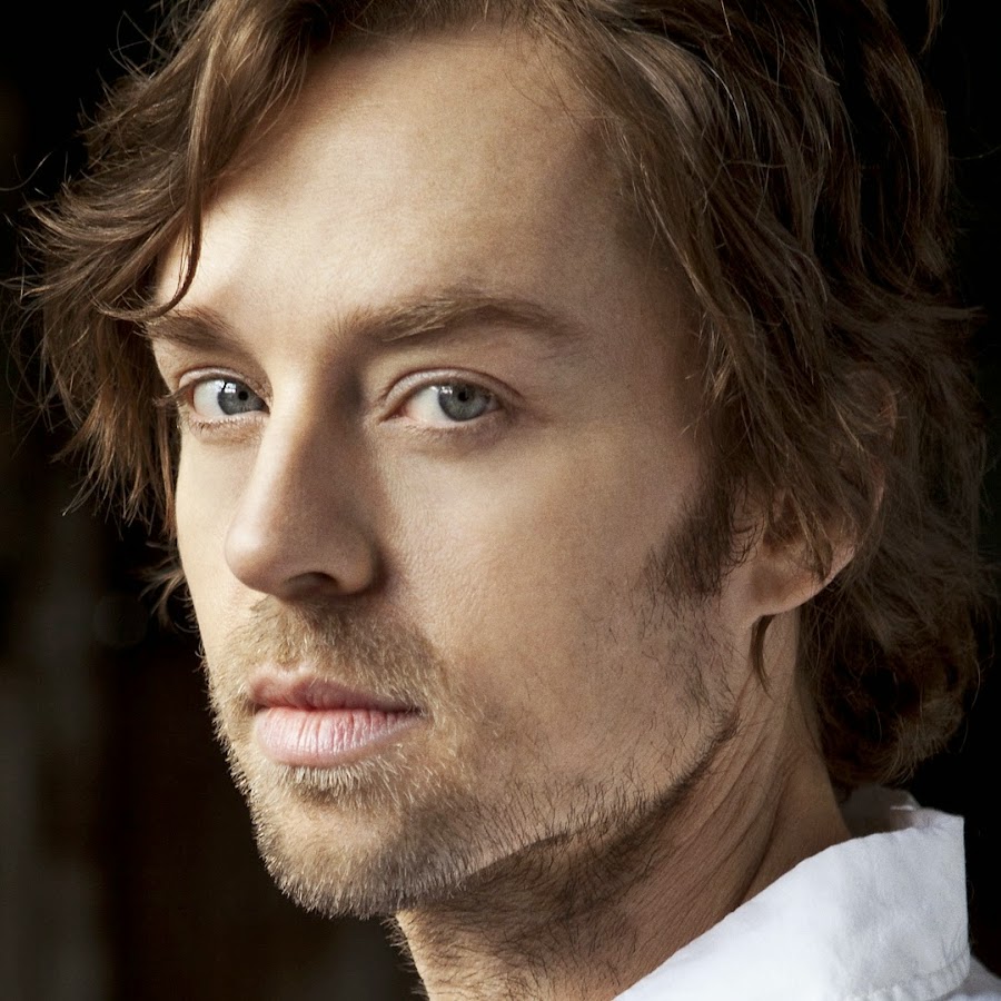 Darren hayes слушать. Даррен Хейз. Певец Darren Hayes. Darren Hayes фото. Даррен Хейз 2021.