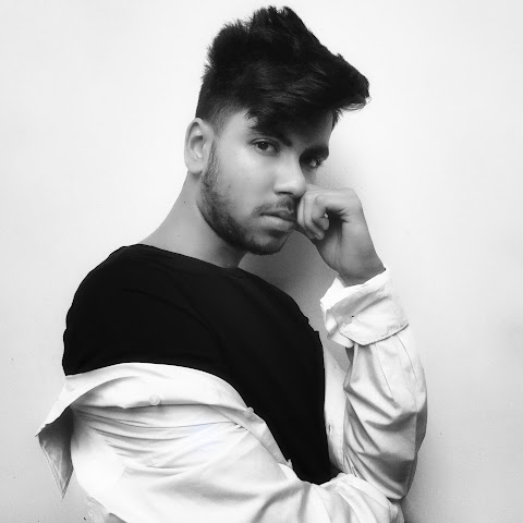 influencer profile picture