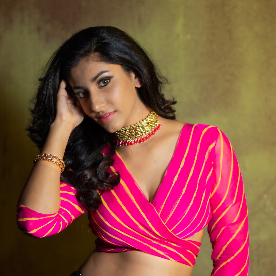 VishnuPriya Bhimeneni - YouTube