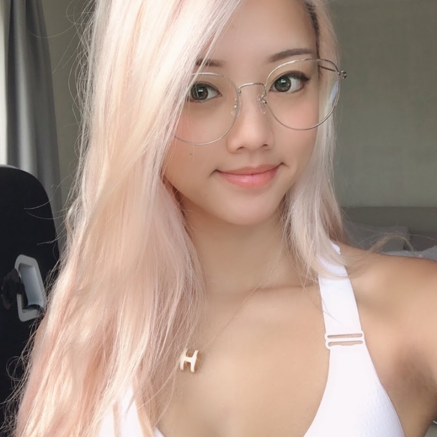 Vyvan Le - YouTube