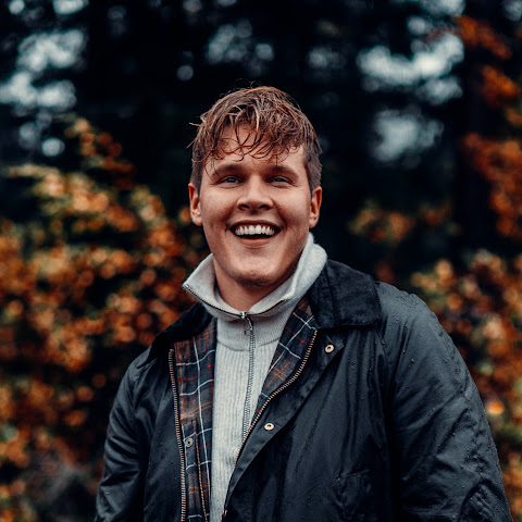 influencer profile picture