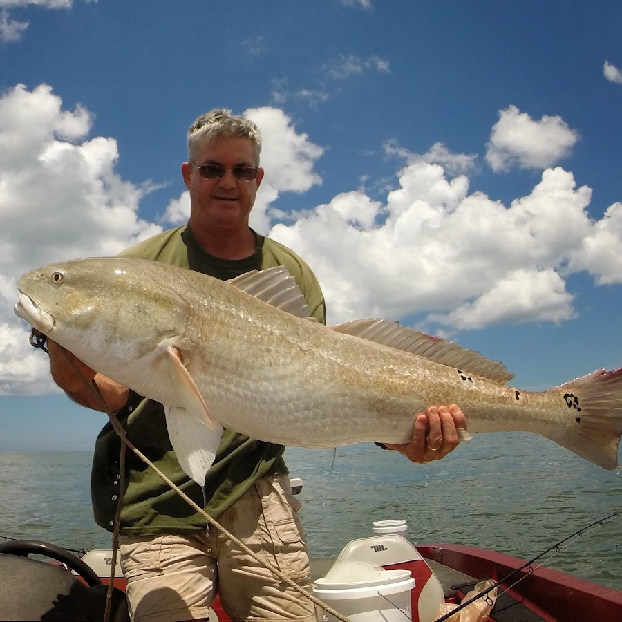 Best Tackle For Shiner Fishing For Trophy Bass 