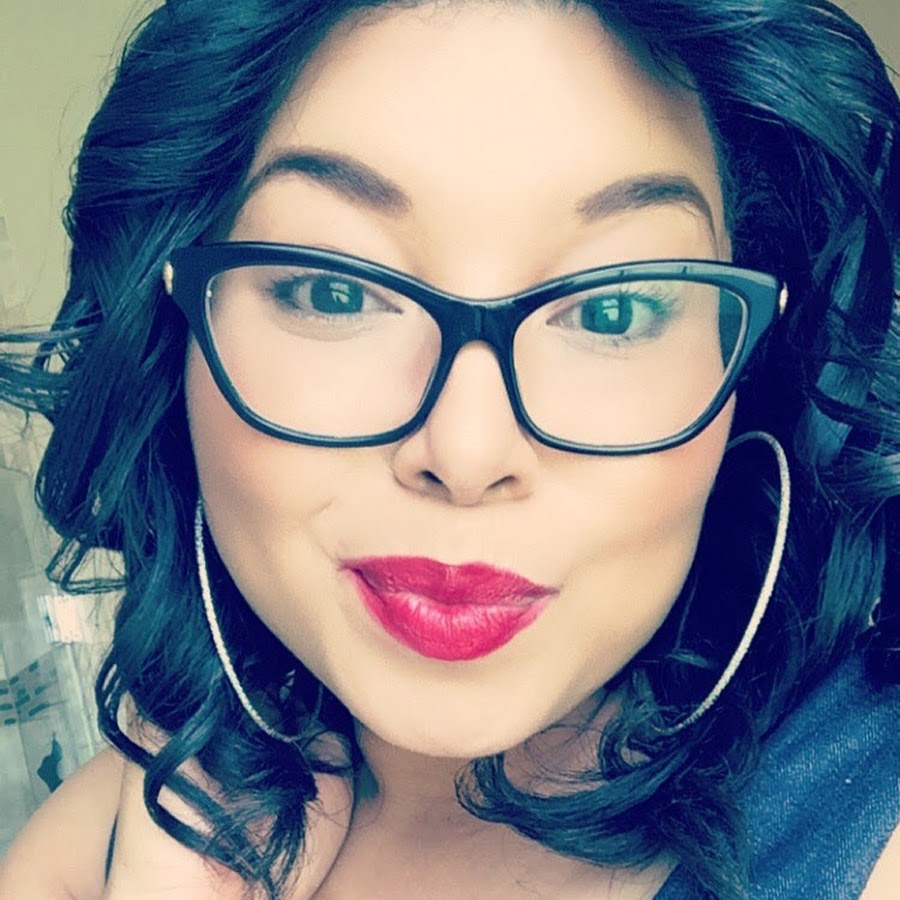influencer profile picture