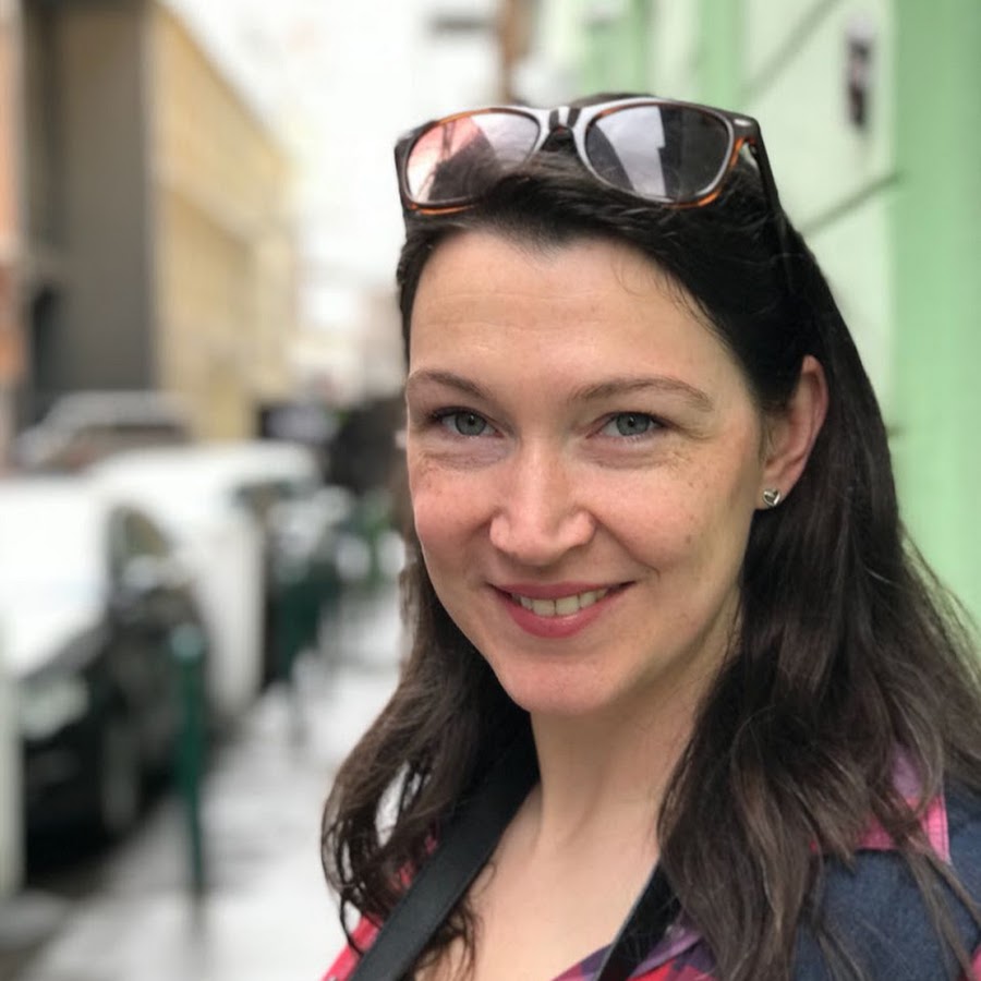 Sophies Kartenhaus - YouTube