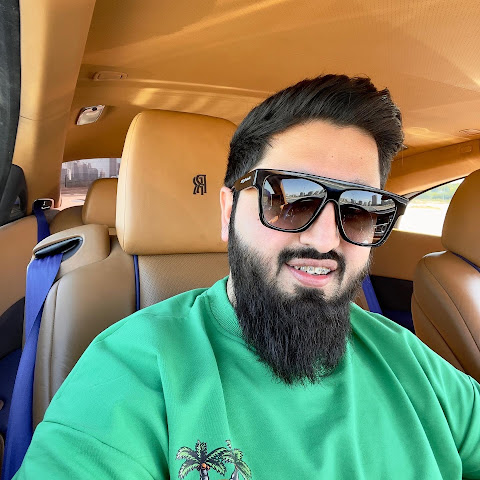 influencer profile picture