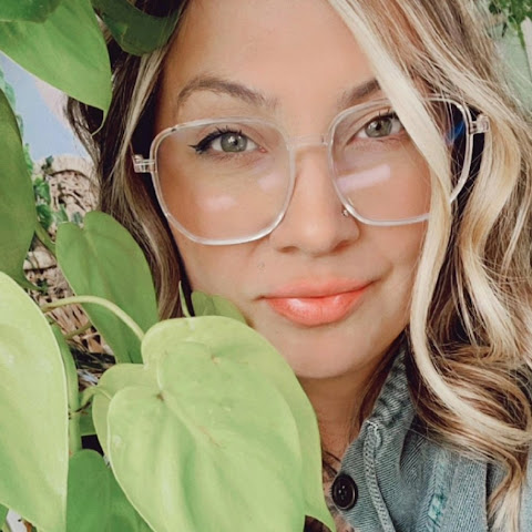 influencer profile picture