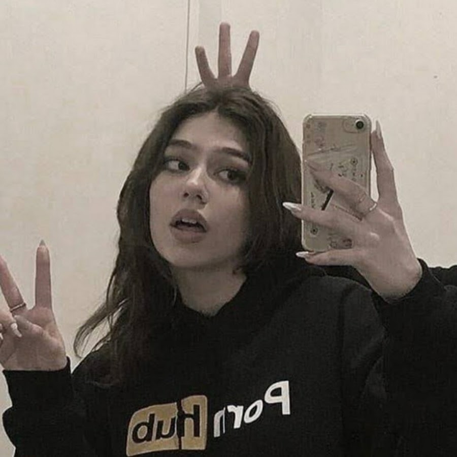 My Ribs Are Nothing But An Empty Cage 🥀 There's Nothing Fun Anymore.....