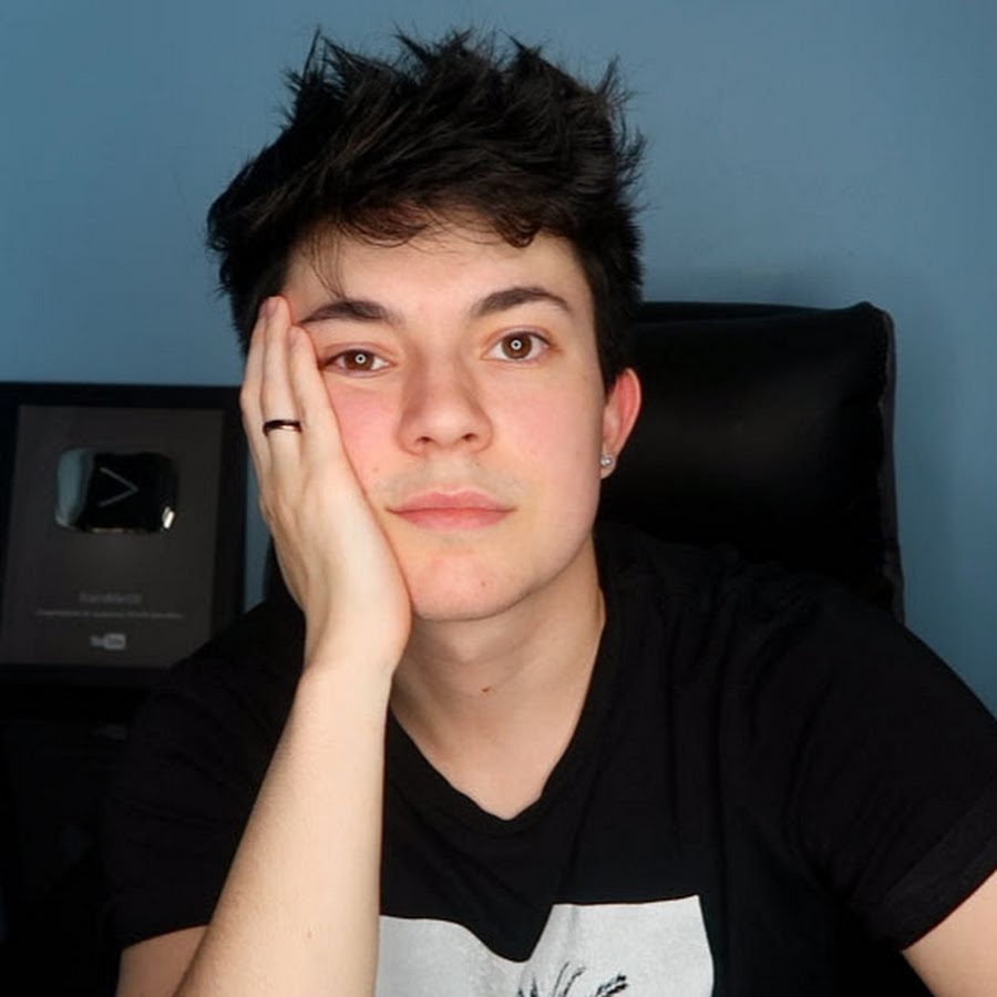 Picture of Sam Collins
