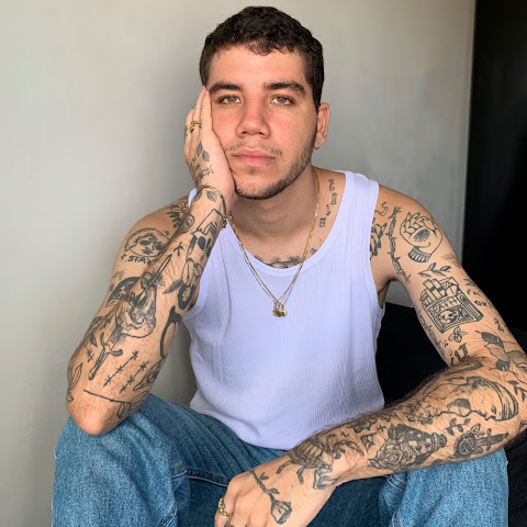 influencer profile picture
