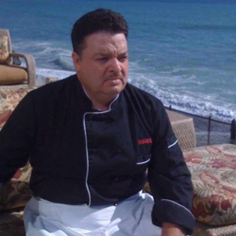 Chef Rogelio Lara @ChefRogelioLara