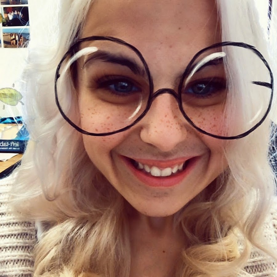 influencer profile picture