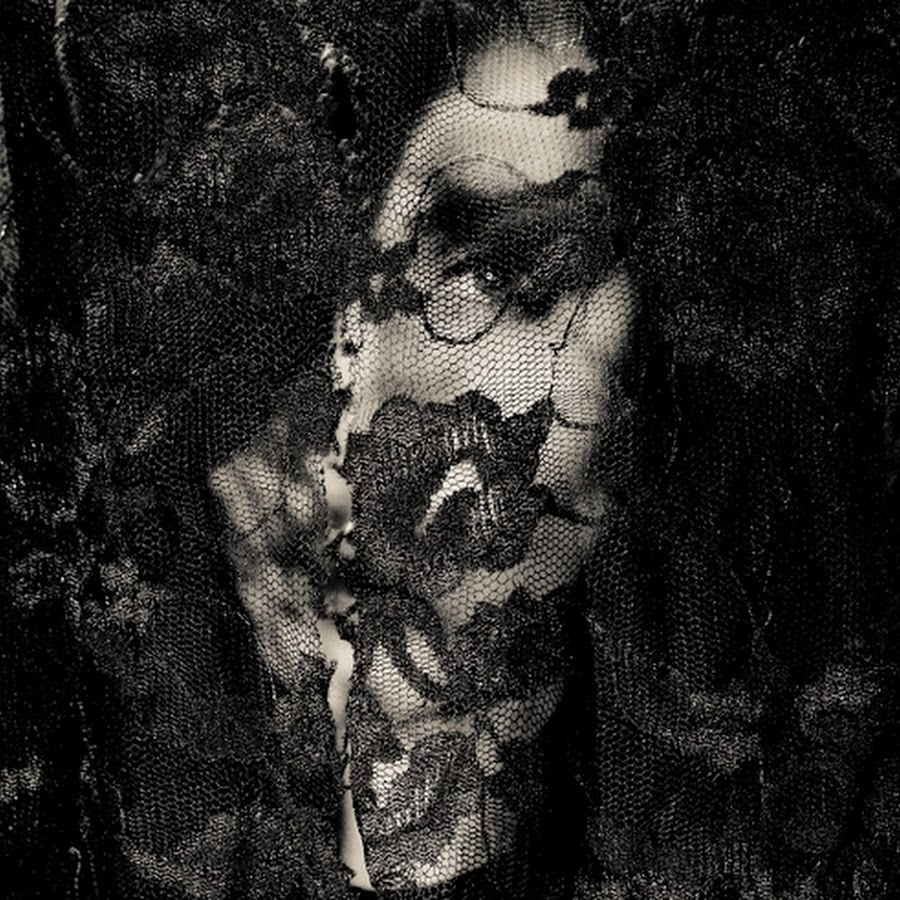 NUDE NOIR->デジタルミュージック