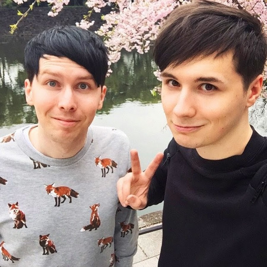 <b>Dan</b> &amp; <b>Phil</b>, 5SOS, TØP, &amp; Shane Dawson❤️✨.