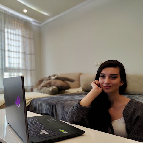influencer profile picture