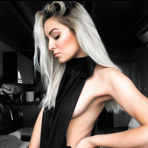 CARA_LOVES_LINGERIE