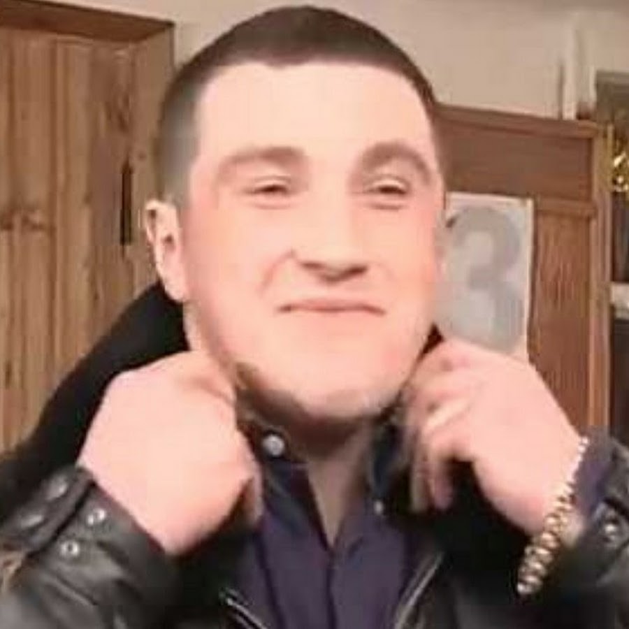 Толя доктор бандитский петербург. Толя доктор бандитский. Толя доктор бандитский. Доктор из бандитского петербурга. Толя доктор бандитский.