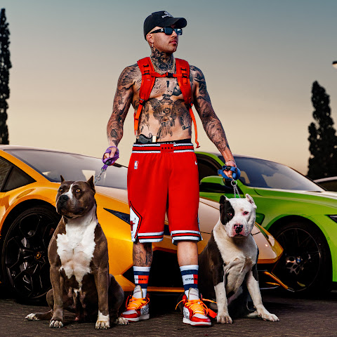 influencer profile picture