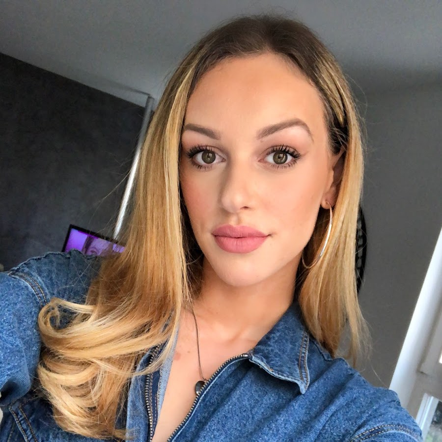Sara Džodžo @saradzodzoofficial