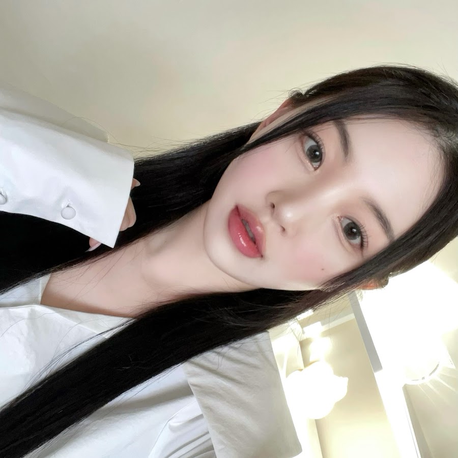 하나HANA - YouTube