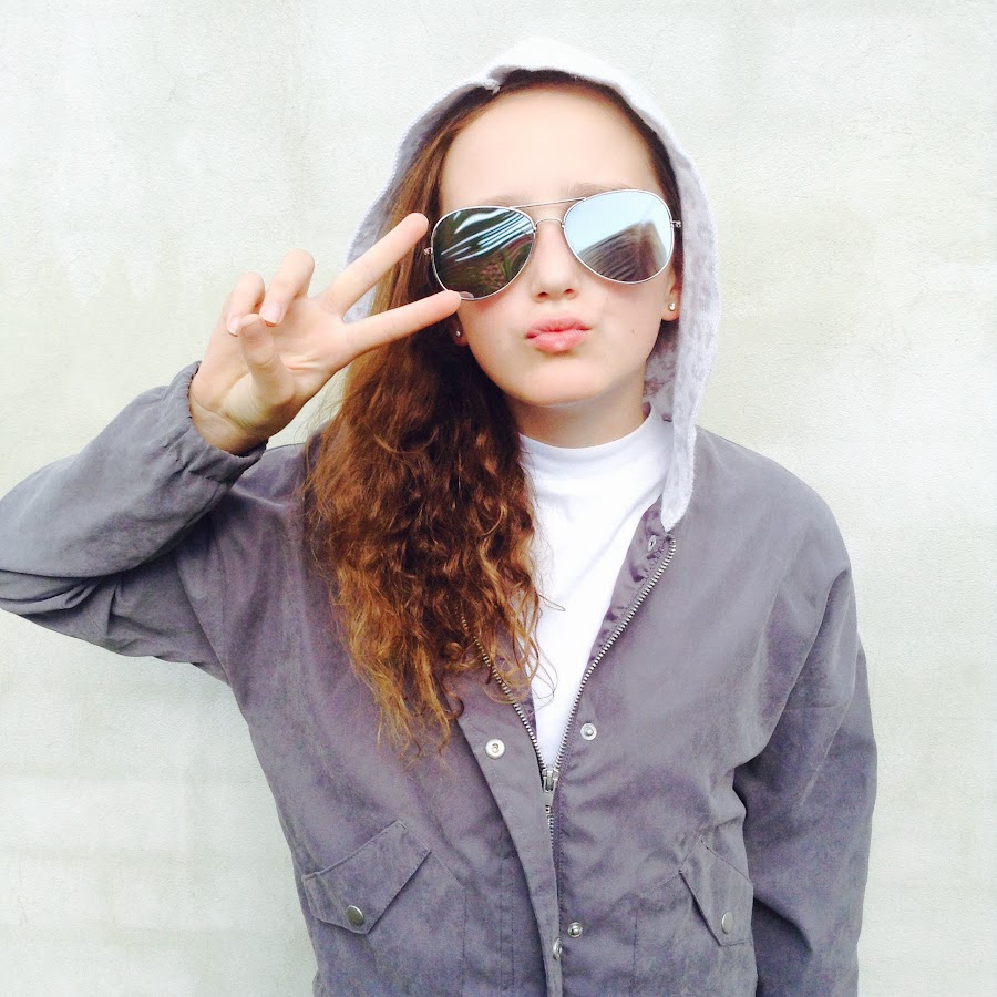 influencer profile picture