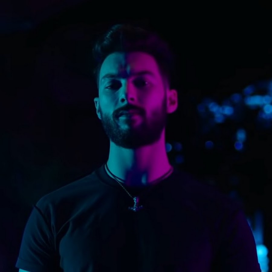 influencer profile picture