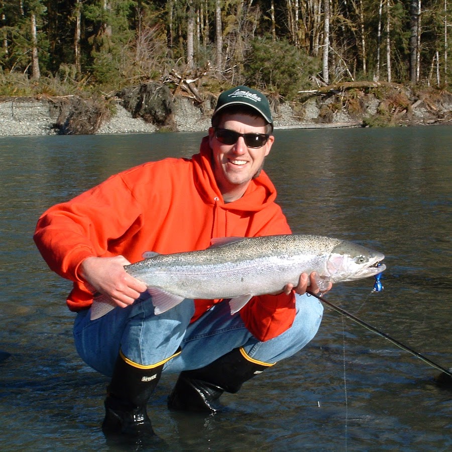 PUTTING IN A PLUG FOR STEELHEAD FISHING - Bob Rees – Salmon Trout