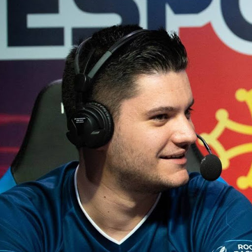 UCC3ETsvIwZ0kgMbgrfBRUhw